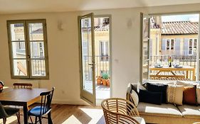Terrasse - Hyper Centre - 2 Chambres - Parking Gratuit - Calme & Lumineux - Arrivee Autonome